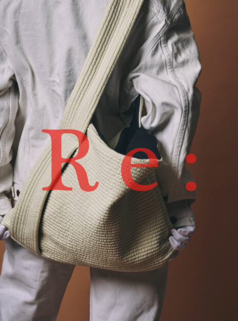 213_m.u-DECO-MOCO-reversible-bag-WT-×-BK